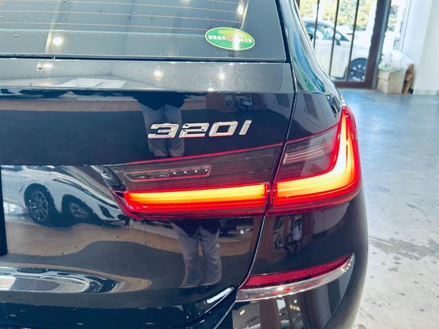 3シリーズ 320iツーリング Mスポーツ ワンオーナー 純正ナビ TV 360° applecarplay ACC HarmanKardon 純19インチAW LEDヘッドライト 電動リアゲート ワイヤレス充電 ハーフ革 パワーシートヒーター(15枚目)
