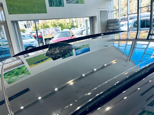 3シリーズ 320iツーリング Mスポーツ ワンオーナー 純正ナビ TV 360° applecarplay ACC HarmanKardon 純19インチAW LEDヘッドライト 電動リアゲート ワイヤレス充電 ハーフ革 パワーシートヒーター(25枚目)