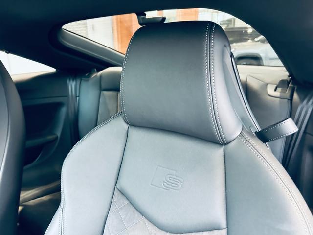 TTクーペ 40TFSI Sラインパッケージ 純正ナビ バックカメラ 純正18インチAW クリアランスソナー サイドアシスト ハーフ革 パワーシート シートヒーター パドルシフト スマートキー ETC ドライブレコーダー USB AUX BT(38枚目)