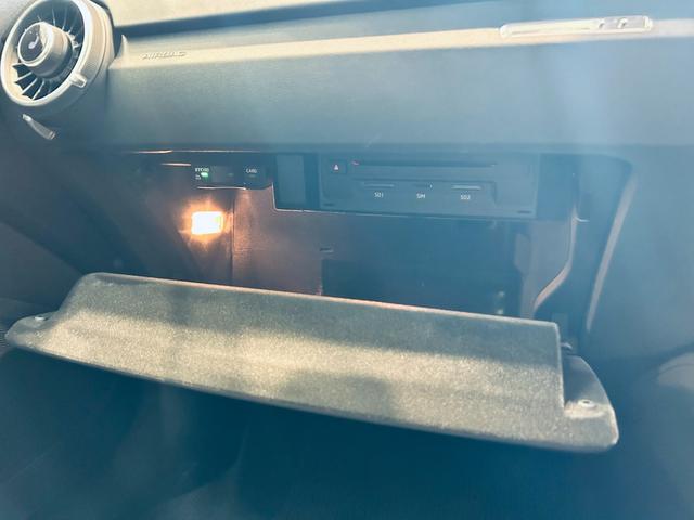 TTクーペ 40TFSI Sラインパッケージ 純正ナビ バックカメラ 純正18インチAW クリアランスソナー サイドアシスト ハーフ革 パワーシート シートヒーター パドルシフト スマートキー ETC ドライブレコーダー USB AUX BT(67枚目)