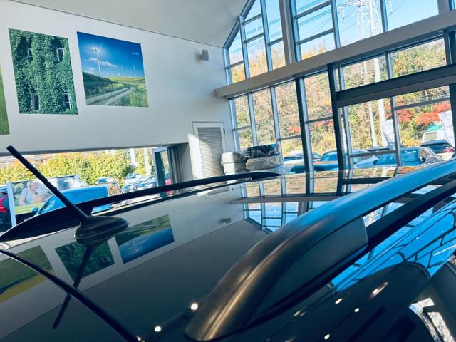 Ｔ－クロス ＴＳＩ　アクティブ　純正ディスプレイオーディオ　ａｐｐｌｅｃａｒｐｌａｙ　バックカメラ　純１６インチＡＷ　ＬＥＤヘッドライト　ルーフレール　スマートキー　パドルシフト　フロントアシスト　ＥＴＣ　ＵＳＢ　Ｂｌｕｅｔｏｏｔｈ（25枚目）