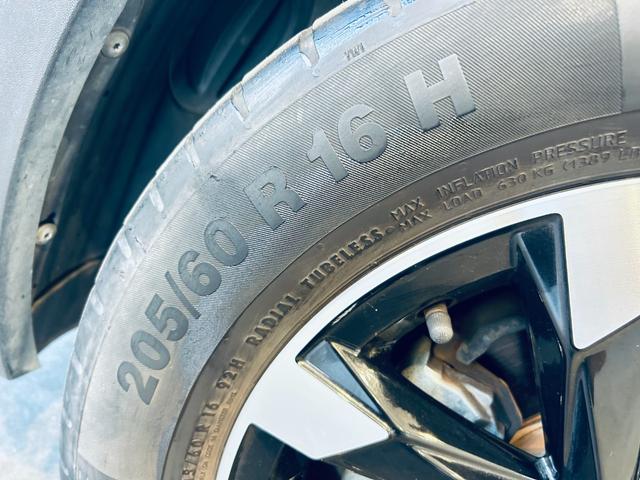 Ｔ－クロス ＴＳＩ　アクティブ　純正ディスプレイオーディオ　ａｐｐｌｅｃａｒｐｌａｙ　バックカメラ　純１６インチＡＷ　ＬＥＤヘッドライト　ルーフレール　スマートキー　パドルシフト　フロントアシスト　ＥＴＣ　ＵＳＢ　Ｂｌｕｅｔｏｏｔｈ（30枚目）