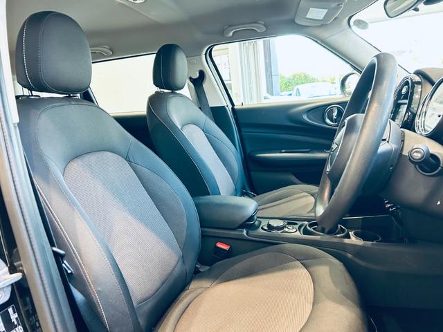 ＭＩＮＩ ワン　クラブマン　純正ナビ　バックカメラ　ＡＵＸ　ＵＳＢ　Ｂｌｕｅｔｏｏｔｈ　純正１７インチＡＷ　クリアランスソナー　パーキングアシスト　ディスプレイリング　リモコンキー　ＥＴＣ　アイドリングストップ（30枚目）