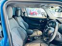 私共、輸入車専門店LIBERALAをはじめ、 BMWの新車ディーラー、軽自動車専門店、国産ミニバン専門店、SUV専門店など、多くの販売チャネルをご用意しております。