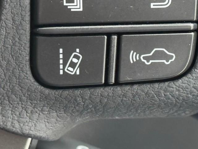 ＩＳ ＩＳ３００ｈ　バージョンＬ　ムーンルーフ　パノラミックビューモニター　アクセサリーコンセント（15枚目）