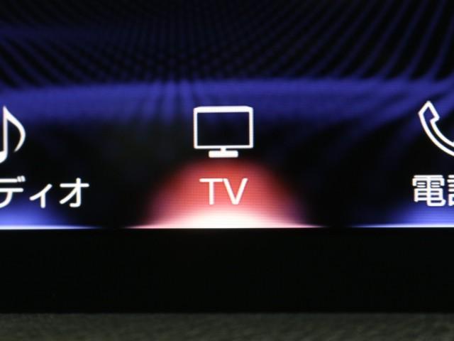 ＩＳ３００　クルコン　地デジ　ＬＥＤヘッド　Ｂカメラ　ＥＴＣ　ＤＶＤ　ＡＢＳ　アルミホイール　メモリーナビ　ナビＴＶ　ミュージックプレイヤー接続可　記録簿　スマートキー　エアバッグ　キーフリー　横滑り防止機能(10枚目)