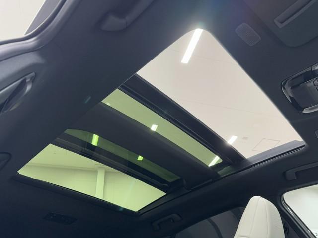 NX NX350h Fスポーツ ナビ&TV クルコン レザー キーレス LEDヘッドライト パノラミックルーフ アルミホイール ミュージックプレイヤー接続可 オートエアコン 1オーナー メモリーナビ スマートキー ABS エアバッグ(16枚目)