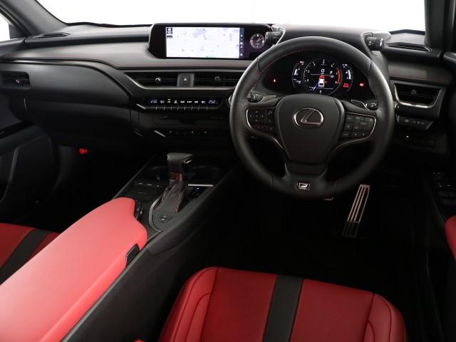 UX200 Fスポーツ(2枚目)