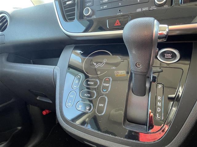 X Vセレクション 純正オーディオ FM/AM/CD/AUX 両側パワースライドドア 全周囲カメラ ETC 純正フロアマット 純正アルミホイール ドアバイザー アイドリングストップ 横滑り防止装置 衝突被害軽減システム(6枚目)