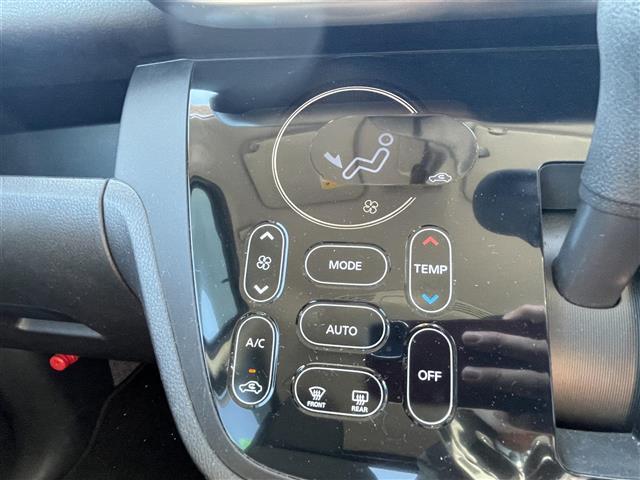 X Vセレクション 純正オーディオ FM/AM/CD/AUX 両側パワースライドドア 全周囲カメラ ETC 純正フロアマット 純正アルミホイール ドアバイザー アイドリングストップ 横滑り防止装置 衝突被害軽減システム(7枚目)