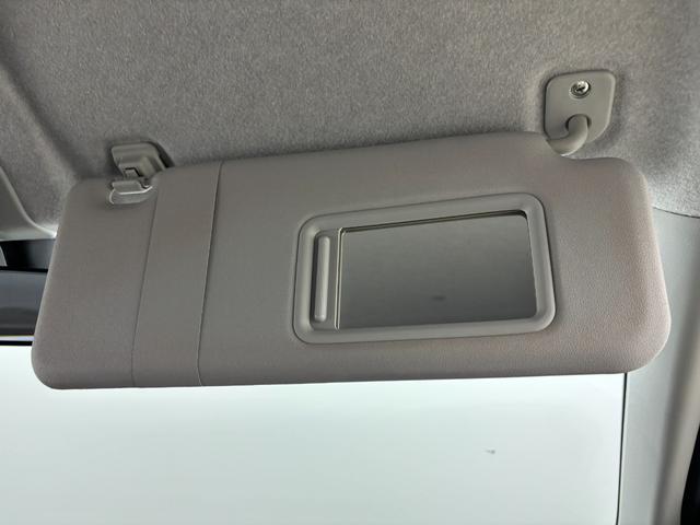 パッソ モーダ　Ｓ　純正ナビ／バックカメラ／Ｂｌｕｅｔｏｏｔｈ／ワンセグＴＶ／ＣＤ／ＡＭ／ＦＭ／コーナーセンサー／ＬＥＤヘッドライト／オートエアコン／ＥＴＣ／プッシュスタート／スマートキー（32枚目）