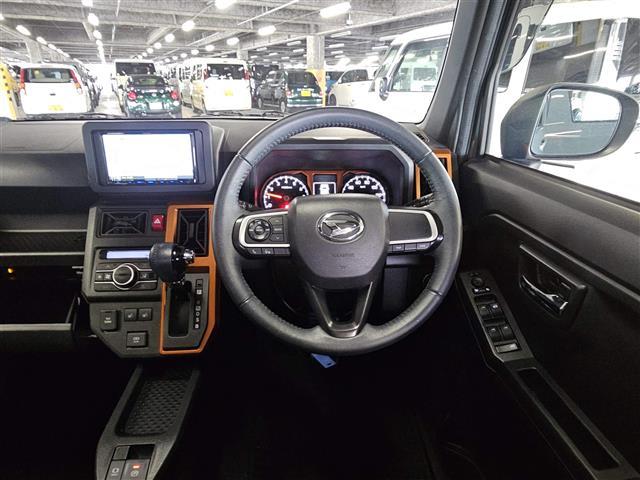 タフト G 禁煙車 ガラスルーフ バックカメラ 衝突被害軽減 車線逸脱警報 誤発進抑制 LEDヘッドランプ 社外ナビTV 前席シートヒーター 純正15インチアルミホイール スマートキー プッシュエンジンスタート(2枚目)