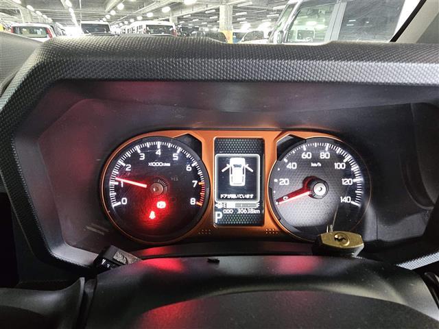 タフト G 禁煙車 ガラスルーフ バックカメラ 衝突被害軽減 車線逸脱警報 誤発進抑制 LEDヘッドランプ 社外ナビTV 前席シートヒーター 純正15インチアルミホイール スマートキー プッシュエンジンスタート(17枚目)