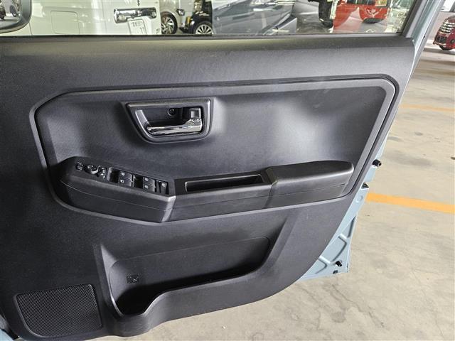 タフト G 禁煙車 ガラスルーフ バックカメラ 衝突被害軽減 車線逸脱警報 誤発進抑制 LEDヘッドランプ 社外ナビTV 前席シートヒーター 純正15インチアルミホイール スマートキー プッシュエンジンスタート(24枚目)