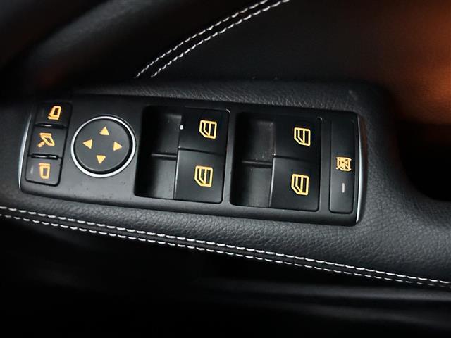 GLAクラス GLA250 4マチック 禁煙車 純正ナビ バックカメラ 緊急ブレーキ機能 前後コーナーセンサー シートヒーター ドラレコ 電動リアゲート ヒルホルダー ステリモ クルコン 18型AW LEDヘッドライト オートハイビーム(20枚目)