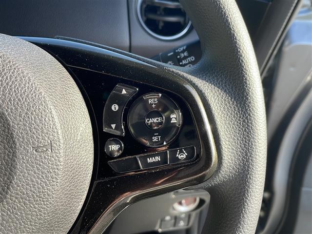 N-BOXカスタム G・Lホンダセンシング 禁煙車 衝突被害軽減 誤発進抑制機能 ナソニック製SDナビ バックカメラ ACC ETC コーナーセンサー パワスラ LEDオートライト フォグランプ 路外逸脱抑制機能 スマートキー プッシュスタート(19枚目)