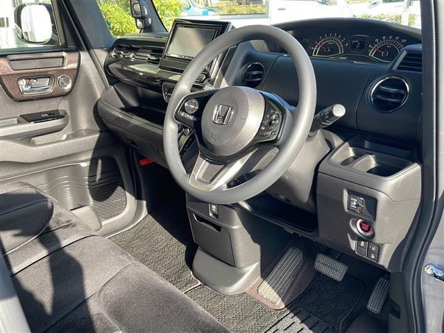 N-BOXカスタム G・Lホンダセンシング 禁煙車 衝突被害軽減 誤発進抑制機能 ナソニック製SDナビ バックカメラ ACC ETC コーナーセンサー パワスラ LEDオートライト フォグランプ 路外逸脱抑制機能 スマートキー プッシュスタート(29枚目)