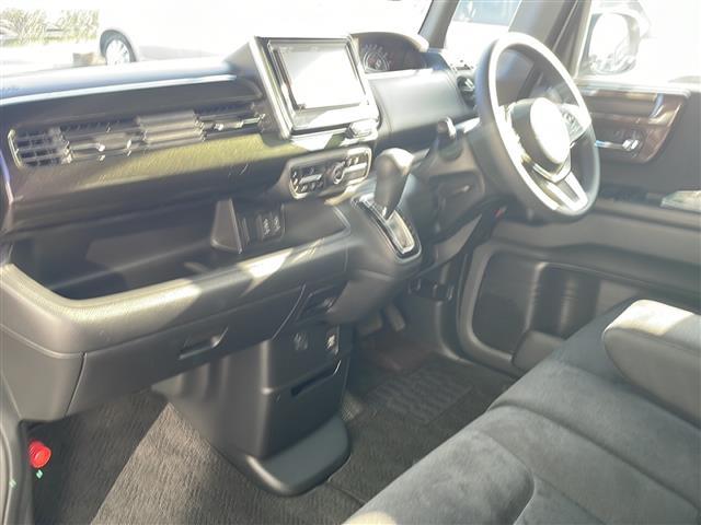 N-BOXカスタム G・Lホンダセンシング 禁煙車 衝突被害軽減 誤発進抑制機能 ナソニック製SDナビ バックカメラ ACC ETC コーナーセンサー パワスラ LEDオートライト フォグランプ 路外逸脱抑制機能 スマートキー プッシュスタート(31枚目)