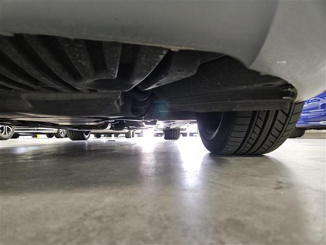 Cクラスステーションワゴン C180ステーションワゴン アバンギャルド 禁煙車 バックカメラ レーダーセーフティパッケージ HIDヘッドランプ インテリジェントライトシステム ターボ 純正ナビTV 半革シート 前席パワーシート・メモリー スマートキー 純正18インチAW(37枚目)