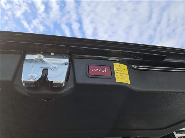 Vクラス V220d 禁煙車 レーダーセーフティPKG 360°カメラ 前後ドラレコ ターボ LEDヘッドランプ インテリジェントライトシステム 純正8型ナビ 後席用モニター 両側パワスラ 電動Rゲート ETC2.0(10枚目)