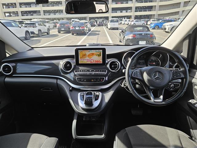 Vクラス V220d 禁煙車 レーダーセーフティPKG 360°カメラ 前後ドラレコ ターボ LEDヘッドランプ インテリジェントライトシステム 純正8型ナビ 後席用モニター 両側パワスラ 電動Rゲート ETC2.0(42枚目)