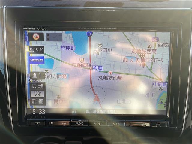 スイフトスポーツ ベースグレード ☆純正SDナビ(フルセグTV/CD,DVD再生/BT)/☆アラウンドビューモニター/☆シートヒーター/☆ローダウン/☆HKSマフラー/☆ビルトインETC/☆純正フロアマット/☆オートライト(13枚目)