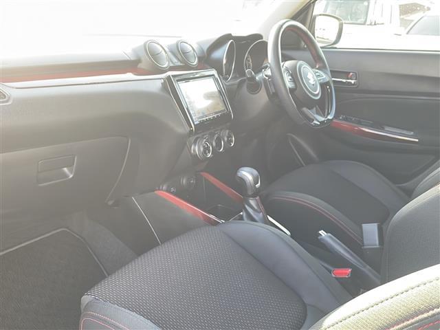 スイフトスポーツ ベースグレード ☆純正SDナビ(フルセグTV/CD,DVD再生/BT)/☆アラウンドビューモニター/☆シートヒーター/☆ローダウン/☆HKSマフラー/☆ビルトインETC/☆純正フロアマット/☆オートライト(30枚目)