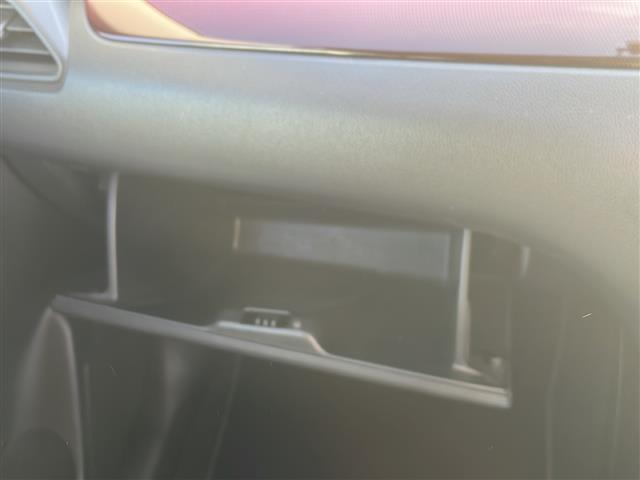 スイフトスポーツ ベースグレード ☆純正SDナビ(フルセグTV/CD,DVD再生/BT)/☆アラウンドビューモニター/☆シートヒーター/☆ローダウン/☆HKSマフラー/☆ビルトインETC/☆純正フロアマット/☆オートライト(41枚目)