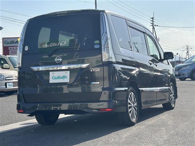 セレナ ハイウェイスター S-ハイブリッド 禁煙 純正ナビ アラウンドユーモニター エマージェンシーブレーキ 3列シート 両側パワスラ コーナーセンサー 純正フロアマット 純正16AW HIDヘッドライト ETC スマートキー プッシュスタート(11枚目)