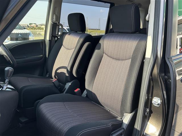 セレナ ハイウェイスター S-ハイブリッド 禁煙 純正ナビ アラウンドユーモニター エマージェンシーブレーキ 3列シート 両側パワスラ コーナーセンサー 純正フロアマット 純正16AW HIDヘッドライト ETC スマートキー プッシュスタート(39枚目)