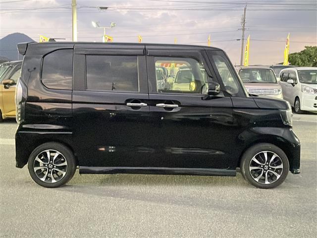 Ｎ－ＢＯＸカスタム Ｇ・Ｌホンダセンシング　社外ナビ（フルセグＴＶ／ＣＤ，ＤＶＤ／ＢＴ）／バックカメラ／ドライブレコーダー／片側パワースライドドア／ビルトインＥＴＣ／オートライト／ターボ／スペアキー（9枚目）