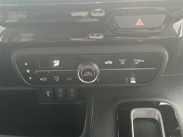 Ｎ－ＢＯＸカスタム Ｇ・Ｌターボホンダセンシング　純正８インチディーラーＯＰナビ（フルセグＴＶ／ＣＤ，ＤＶＤ／ＢＴ）／バックカメラ／ドライブレコーダー／両側パワースライドドア／コーナーセンサー／ビルトインＥＴＣ／オートライト／ターボ（14枚目）