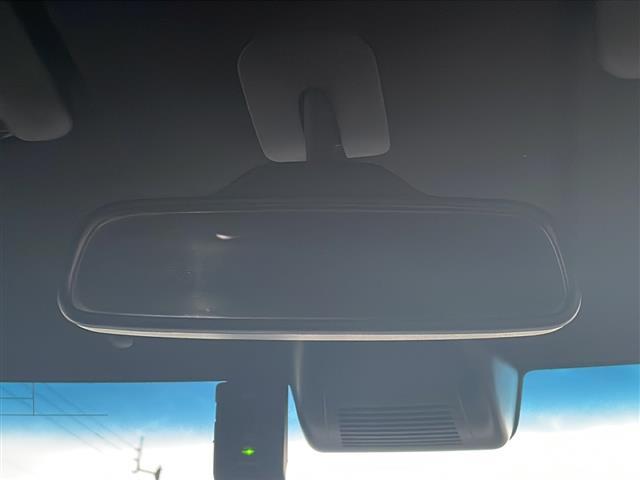 Ｎ－ＢＯＸカスタム Ｇ・Ｌターボホンダセンシング　純正８インチディーラーＯＰナビ（フルセグＴＶ／ＣＤ，ＤＶＤ／ＢＴ）／バックカメラ／ドライブレコーダー／両側パワースライドドア／コーナーセンサー／ビルトインＥＴＣ／オートライト／ターボ（26枚目）