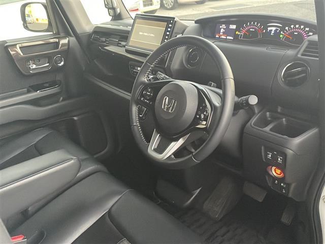 Ｎ－ＢＯＸカスタム Ｇ・Ｌターボホンダセンシング　純正８インチディーラーＯＰナビ（フルセグＴＶ／ＣＤ，ＤＶＤ／ＢＴ）／バックカメラ／ドライブレコーダー／両側パワースライドドア／コーナーセンサー／ビルトインＥＴＣ／オートライト／ターボ（29枚目）