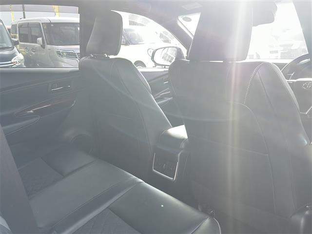 ハリアー 社外ナビ(フルセグTV/CD,DVD/BT)/バックカメラ/電動リアゲート/ドライブレコーダー/パワーシート/社外アルミホイール/ローダウン/オートライト/アイドリングストップ(36枚目)