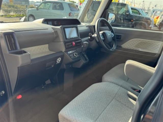 タント Ｘ　社外ナビ（ＣＤ，ＤＶＤ／ＢＴ）／バックカメラ／片側パワースライドドア／コーナーセンサー／ＥＴＣ／アイドリングストップ／社外フロアマット／オートライト（30枚目）