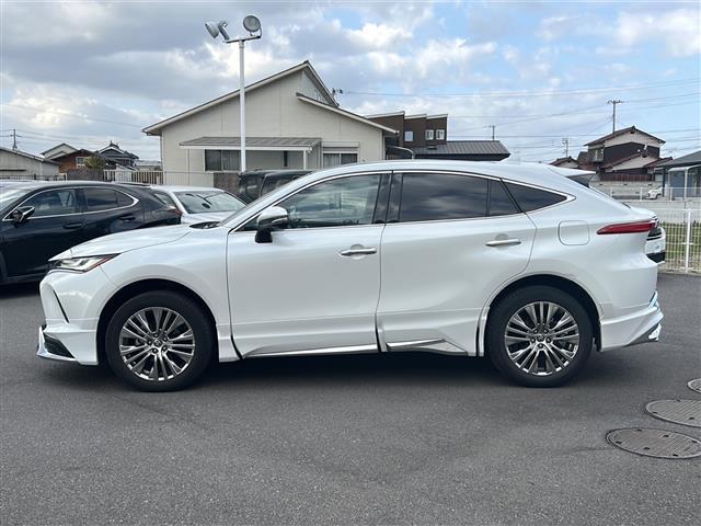 ハリアー Ｚ　レザーパッケージ　Ｔ－Ｃｏｎｎｅｃｔ　ＳＤナビ＋ＪＢＬプレミアムサウンドシステム（フルセグＴＶ／ＢＴ）／ＡＶＭ／ＨＵＤ／ＢＳＭ／デジタルインナーミラー／ステアリングヒーター／モデリスタ／ガラスルーフ／ＥＴＣ２．０（4枚目）