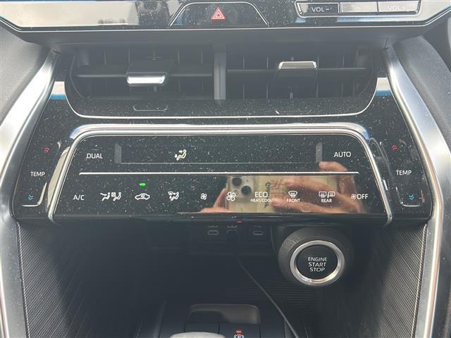 ハリアー Ｚ　レザーパッケージ　Ｔ－Ｃｏｎｎｅｃｔ　ＳＤナビ＋ＪＢＬプレミアムサウンドシステム（フルセグＴＶ／ＢＴ）／ＡＶＭ／ＨＵＤ／ＢＳＭ／デジタルインナーミラー／ステアリングヒーター／モデリスタ／ガラスルーフ／ＥＴＣ２．０（12枚目）