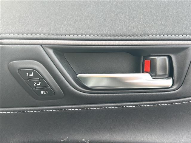 ハリアー Ｚ　レザーパッケージ　Ｔ－Ｃｏｎｎｅｃｔ　ＳＤナビ＋ＪＢＬプレミアムサウンドシステム（フルセグＴＶ／ＢＴ）／ＡＶＭ／ＨＵＤ／ＢＳＭ／デジタルインナーミラー／ステアリングヒーター／モデリスタ／ガラスルーフ／ＥＴＣ２．０（24枚目）