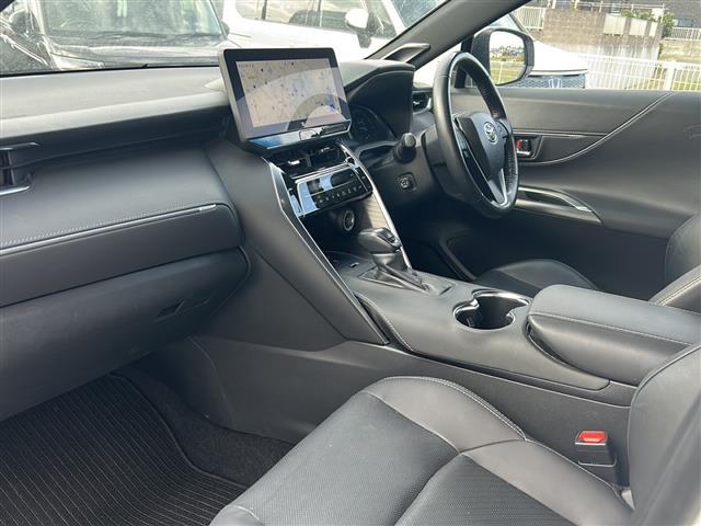 ハリアー Ｚ　レザーパッケージ　Ｔ－Ｃｏｎｎｅｃｔ　ＳＤナビ＋ＪＢＬプレミアムサウンドシステム（フルセグＴＶ／ＢＴ）／ＡＶＭ／ＨＵＤ／ＢＳＭ／デジタルインナーミラー／ステアリングヒーター／モデリスタ／ガラスルーフ／ＥＴＣ２．０（31枚目）