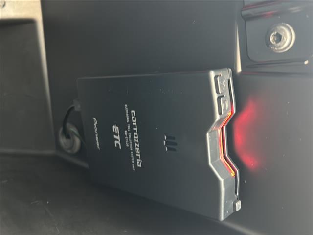 500 ツインエア ラウンジ 純正ナビ(BT)/ガラスルーフ/コーナーセンサー/ハロゲンヘッドライト/ETC/ターボ(21枚目)