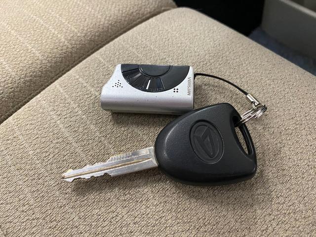 L SA 4WD ワンオーナー 純正オーディオ CD/AM/FM/AUX スマートアシスト 横滑り防止 冬タイヤセット積込 2019年製8分山 エンジンスターター ドアバイザー 電格ミラー 保証書(36枚目)