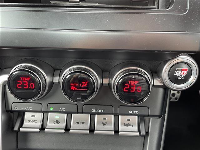 GR86 RZ 1オーナー/6MT/クルコン/ハーフレザー(3枚目)