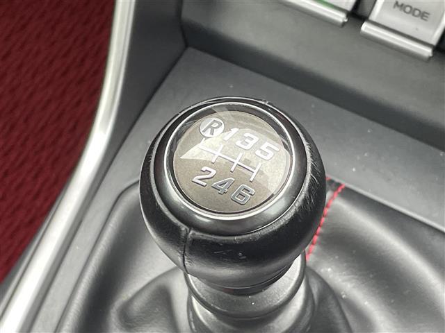 GR86 RZ 1オーナー/6MT/クルコン/ハーフレザー(4枚目)