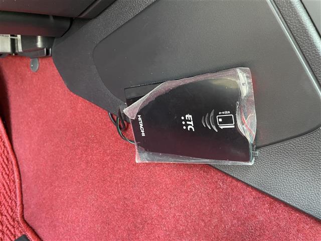 GR86 RZ 1オーナー/6MT/クルコン/ハーフレザー(7枚目)