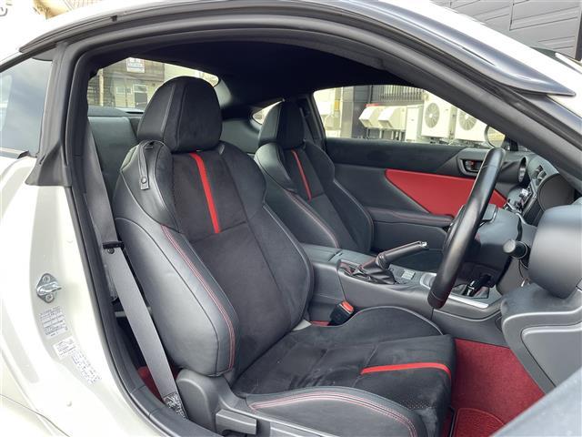 GR86 RZ 1オーナー/6MT/クルコン/ハーフレザー(19枚目)