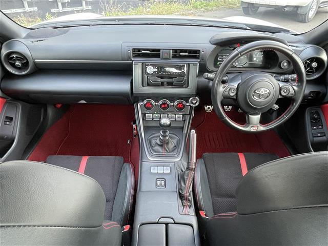 GR86 RZ 1オーナー/6MT/クルコン/ハーフレザー(42枚目)