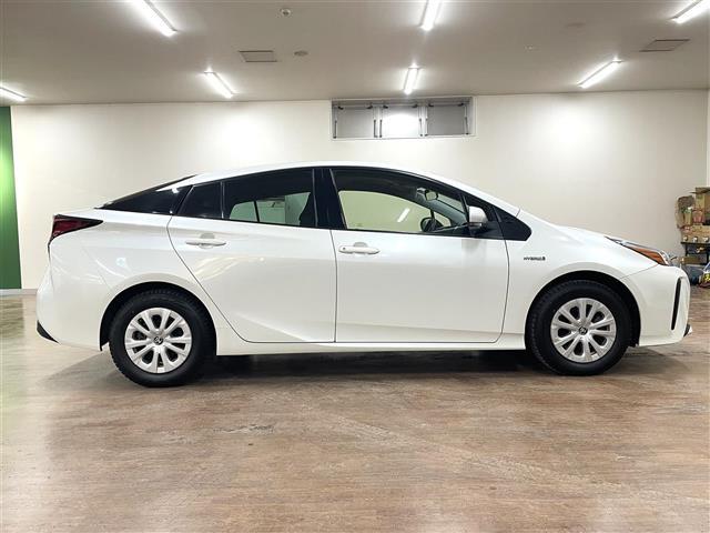 プリウス S 寒冷地仕様ナビBluetoothレーダークルーズ(7枚目)