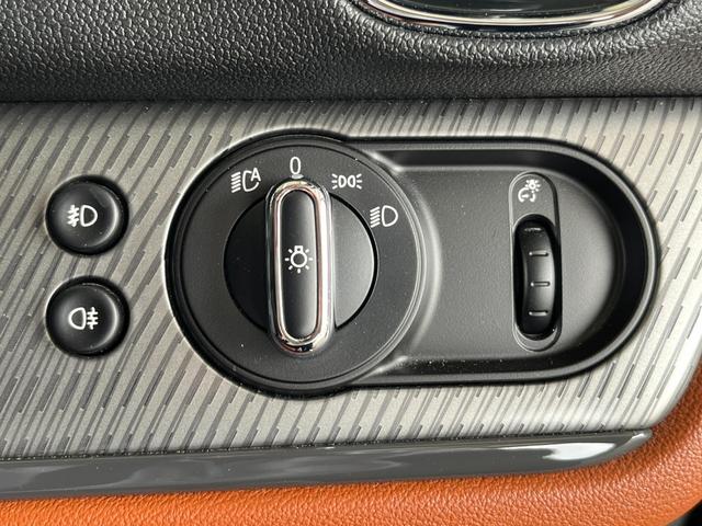 ＭＩＮＩ クーパーＳ　Ｅ　クロスオーバー　オール４（20枚目）