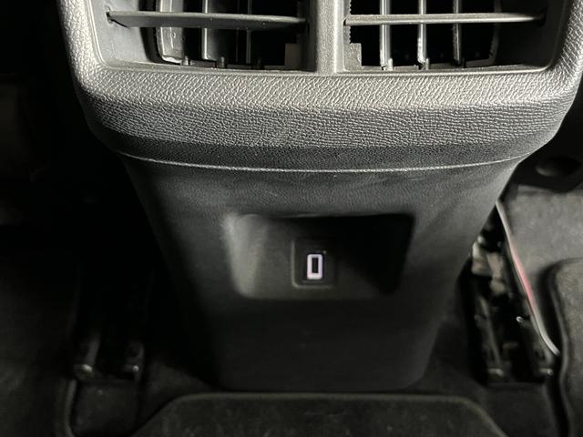 Ｃ５エアクロス シャイン　ナッパレザーパッケージ　ナッパレザーＰＫＧ　純正ディスプレイオーディオナビ　Ｂｌｕｅｔｏｏｔｈ／ＵＳＢ／ＡｐｐｌｅＣａｒＰｌａｙ／ＡｎｄｒｏｉｄＡｕｔｏ　パノラマＳＲ　ハンズフリーパワーバックドア　トラフィックサイン　ＢＳＭ（37枚目）